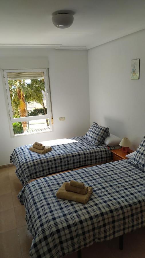 Habitaciones En Frente Del Puerto Almería Exterior photo