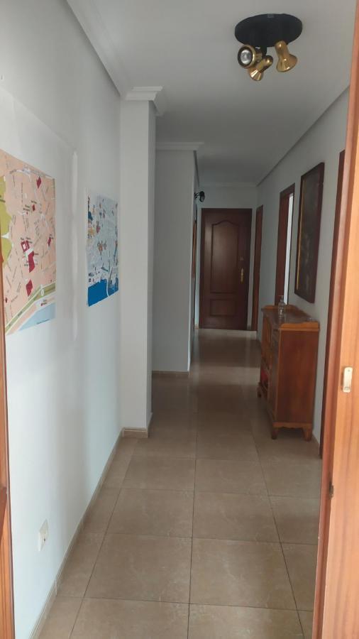 Habitaciones En Frente Del Puerto Almería Exterior photo